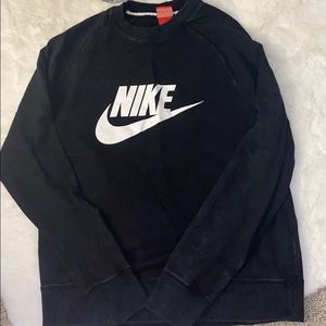 Nike crewneck